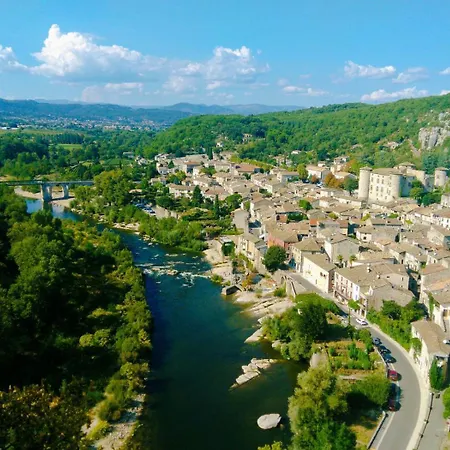 Les Voutes A Sud Ardeche Proche De Balazuc Et Voguee *