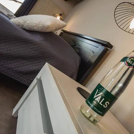 Les Voutes - Chambres D'Hotes A Lanas En Sud Ardeche - Terrasse Ombragee, Parking, Restaurant, Grotte Chauvet Lanas